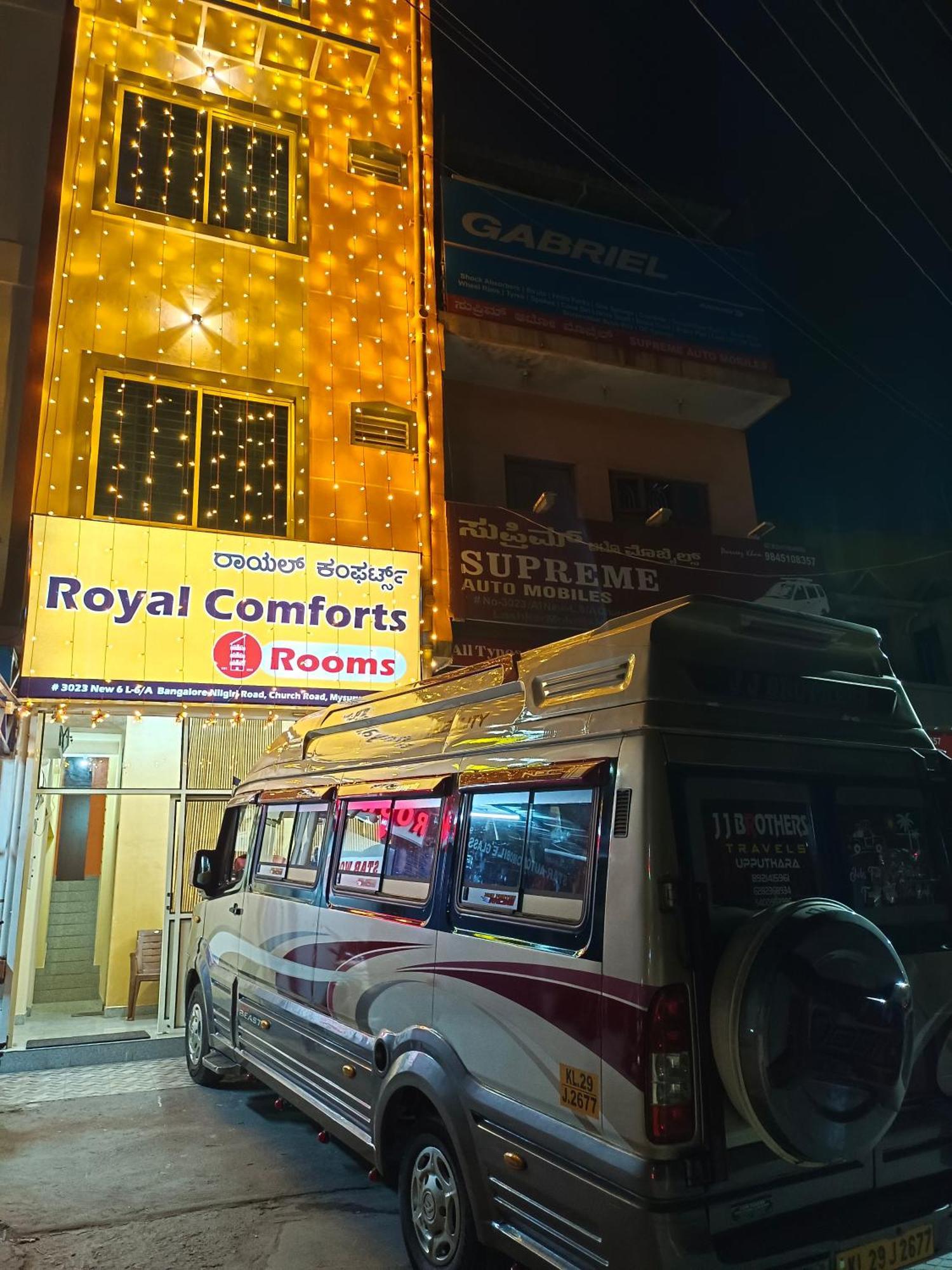 Royal Comforts Májszúr Kültér fotó